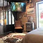 Hotel Drivers *